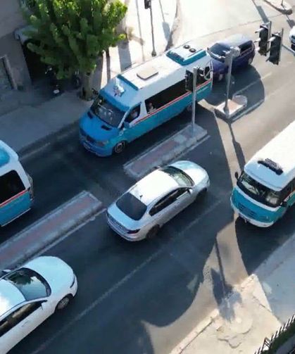 Trafik kurallarını hiçe sayan dolmuş şoke etti