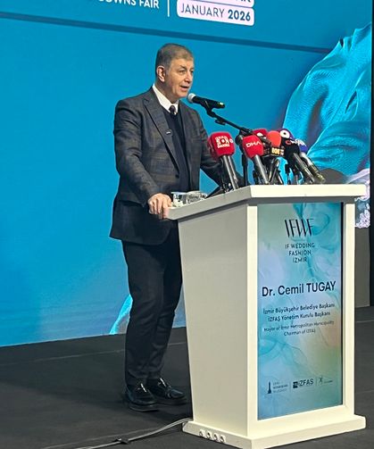 Başkan Tugay: "Ya hizmet getirsinler ya da engel olmasınlar"