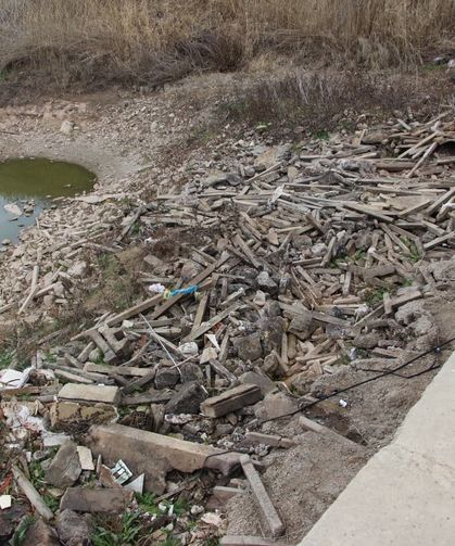 Bu köprüden biçerdöver geçemiyor