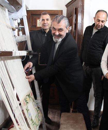 Kula halıları yeniden hayat buldu