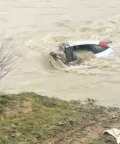 Ölümden son anda kurtuldu