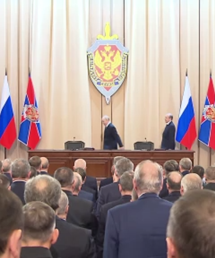 Putin:"Birileri TürkAkım ve Mavi Akım doğalgaz boru hatlarını patlatmaya çalışıyor"