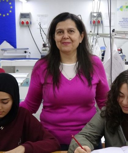 Mezun olduğu lisede 30 yıldır öğretmenlik yapıyor