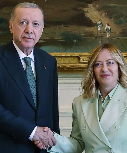 Cumhurbaşkanı Erdoğan, İtalya Başbakanı Meloni ile telefonda görüştü