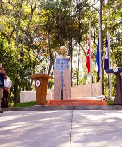 El Salvador’da Atatürk büstü.... 'Türkiye Parkı' törenle açıldı
