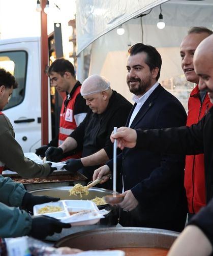TÜGEM ve Kızılay’dan Laleli'de iftar