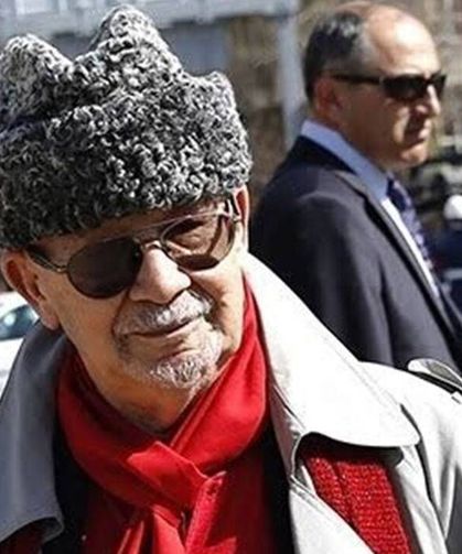 Yalçın Küçük hayatını kaybetti