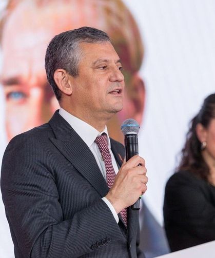 Ferdi Zeyrek’in adı gençlik merkezinde yaşayacak