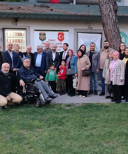 Akhisar'da şehit aileleri ve gazilerden duygu dolu buluşma