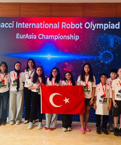 Bilim Yunusemre'den 3 büyük başarı