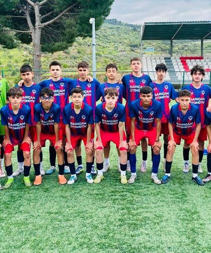 Salihli Ankaspor'dan bir şampiyonluk daha