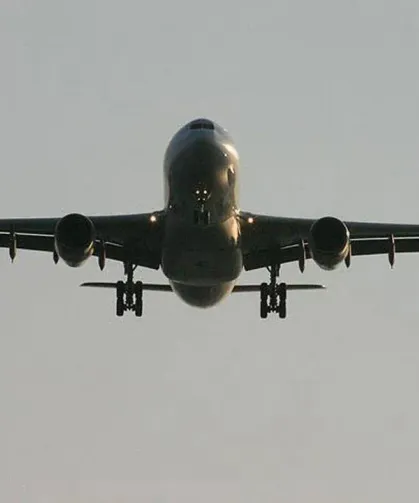 İran dış hat uçuşlarına yeniden başladı: İlk sefer İstanbul'a