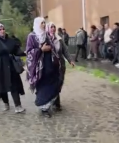 Okul bahçesine yıldırım düştü: 2 çocuk hayatını kaybetti