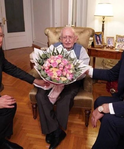 Özgür Özel'den Hüsamettin Cindoruk için taziye mesajı