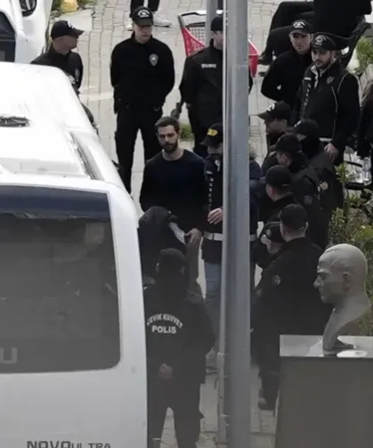 Ünlülere uyuşturucu soruşturmasında yeni dalga: Mustafa Ceceli, Simge Sağın, Melek Mosso dahil 9 kişi gözaltında