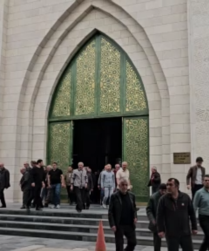 Maganda kurşunuyla ölen araştırma görevlisi toprağa verildi