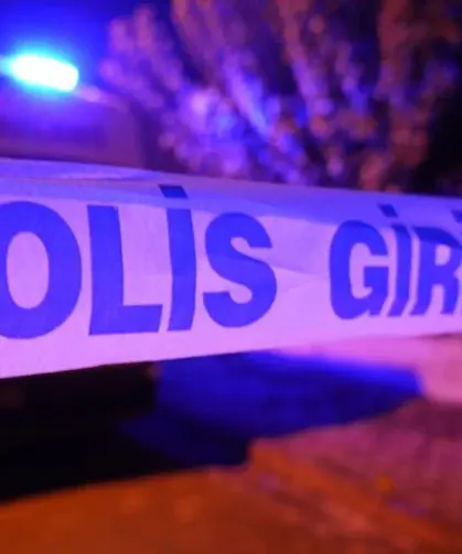 Zeytinburnu’nda erkek dehşeti: Kızını öldürdü, eski eşini ağır yaraladı!