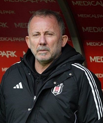 Beşiktaş'ta Sergen Yalçın dönemi sona erdi