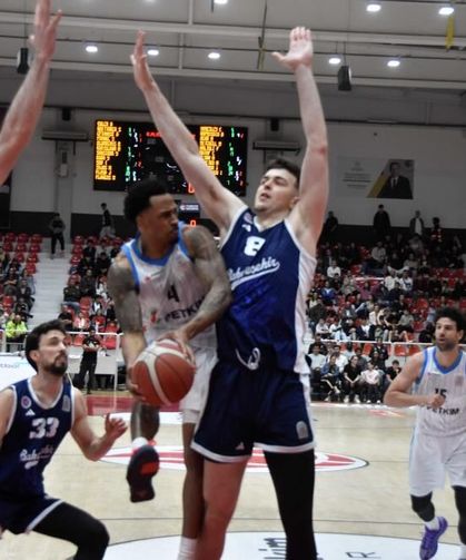Basketbol Süper Ligi: Aliağa Petkimspor: 76 - Bahçeşehir Koleji: 95