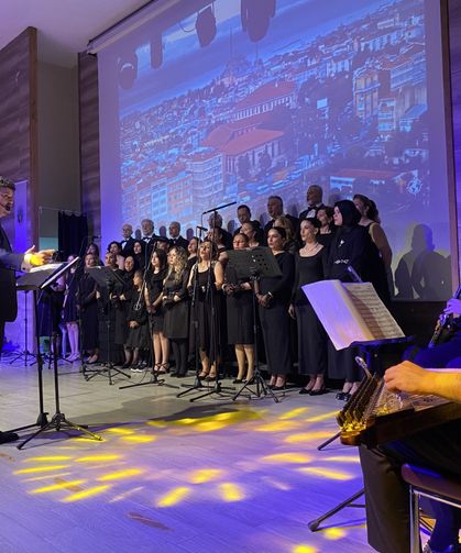 Alaşehir’de 'İstanbul Şarkıları' rüzgarı
