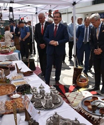Salihli'nin coğrafi işaretli lezzetleri tanıtıldı