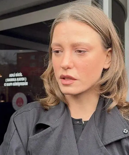 Serenay Sarıkaya serbest bırakıldı