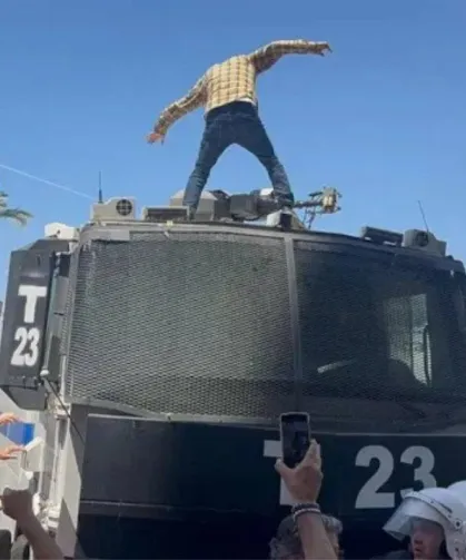 İzmir'de TOMA’ya çıkan vatandaş tutuklandı