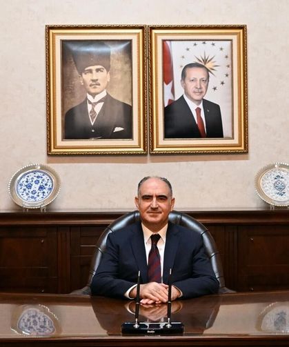 Manisa Valisi Vahdettin Özkan’dan Anneler Günü Mesajı