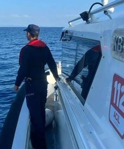 Kayalık alanda mahsur kalan şahıs kurtarıldı