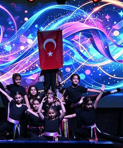 Manisa’da miniklerden unutulmaz gösteri