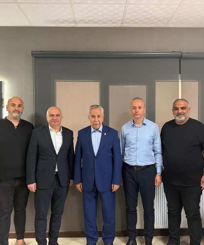 Bülent Arınç’tan taziye ziyareti