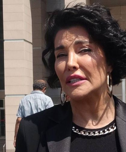 Eski manken Deniz Akkaya  gözaltına alındı