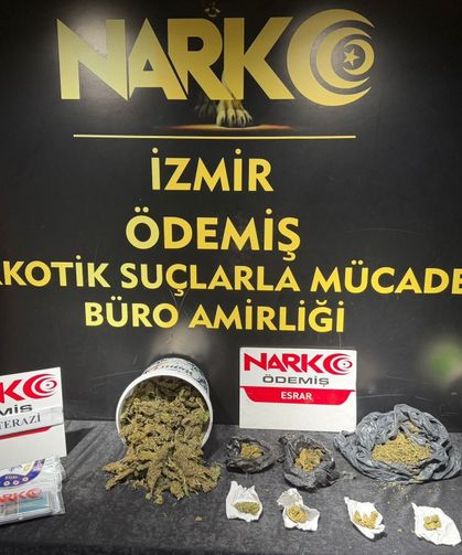 İzmir'de zehir tacirlerine 6 aylık takip: 30 tutuklama
