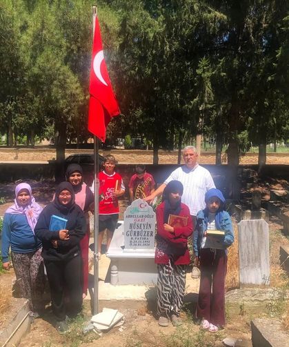 Kur'an kursu öğrencilerinden şehide vefa