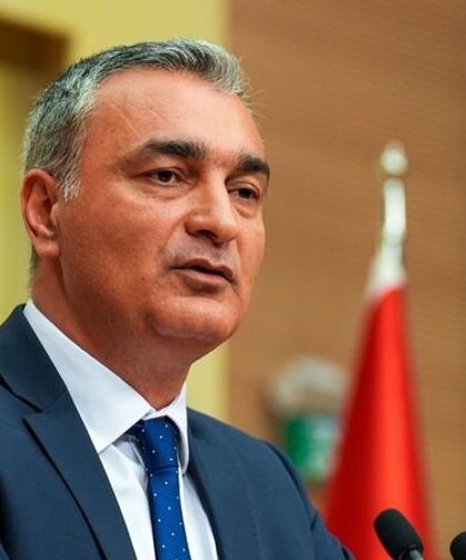 CHP, 4 il başkanını daha görevden aldı