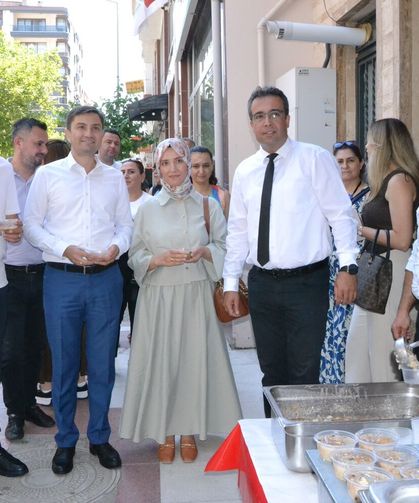 Muhasebeciler Odasından aşure hayrı
