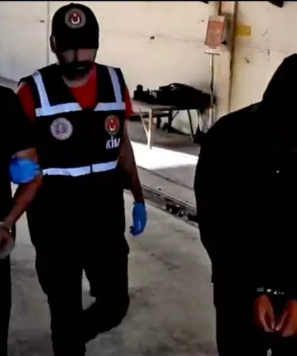 Arif Kocabıyık, TIR dorsesinin altında yurt dışına kaçmaya çalışırken yakalandı