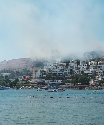 Bodrum’da makilik alanda yangın!