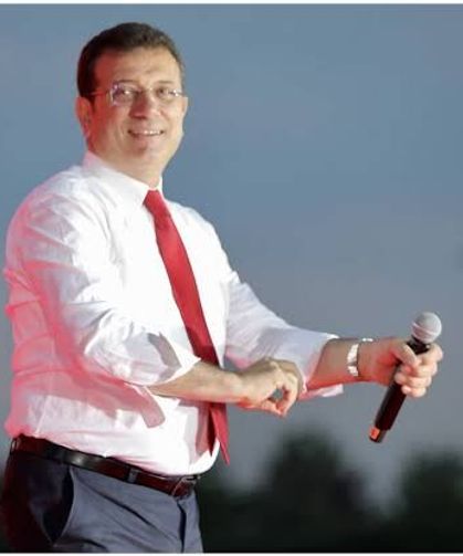 Ekrem İmamoğlu, Yeni Parti’nin İstanbul’daki ilk üyesi oldu