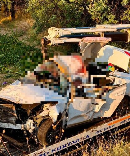 Feci kaza: 2 ölü, 2 yaralı