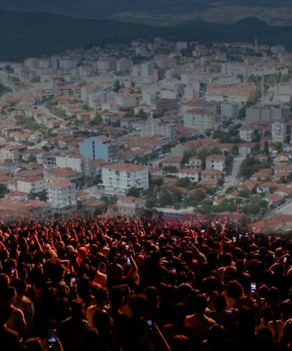 Gördes'de konserler neden iptal edildi? Belediyeden açıklama