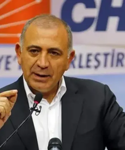 CHP İstanbul İl Başkanı Gürsel Tekin'in 'görevi' sonlandırıldı