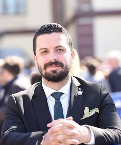 Mert Özkösemen’den Yeni Parti Şehzadeler için adaylık mesajı