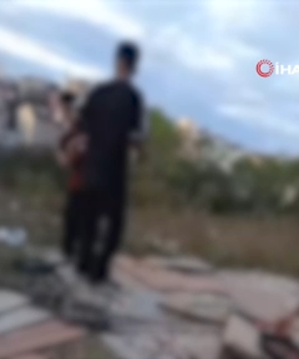 12 yaşındaki çocuğu akranları darbetti