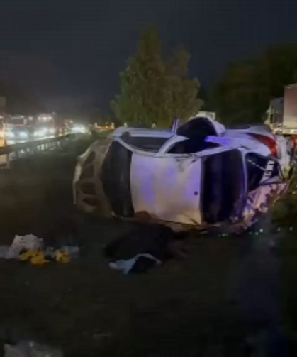 Anadolu Otoyolu’nda otomobil devrildi: 1 ölü, 4 yaralı