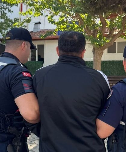 İzmir'de 10 yıl 10 ay kesinleşmiş hapis cezası bulunan firari yakalandı