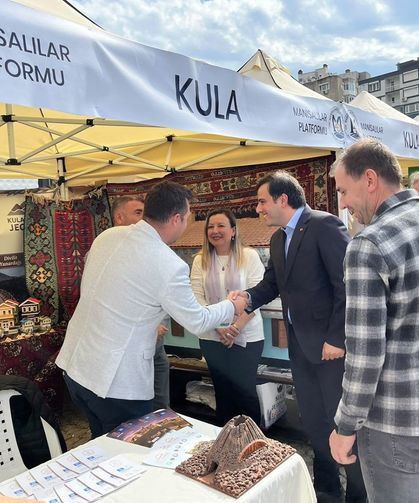 İzmir’de Kula’nın yöresel lezzetlerine ilgi