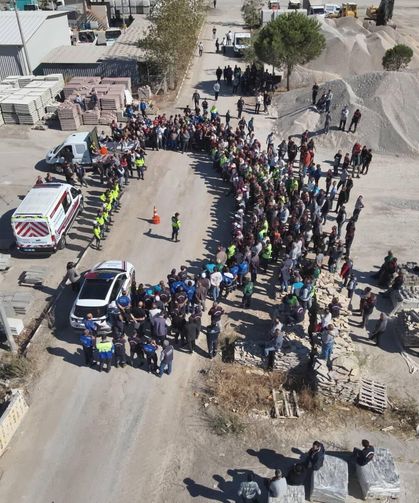 Büyükşehir Personeline Yol ve Cadde Çalışmalarında Güvenlik Eğitimi