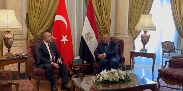 11 yıl sonra ilk ziyaret! Bakan Çavuşoğlu Mısır'da