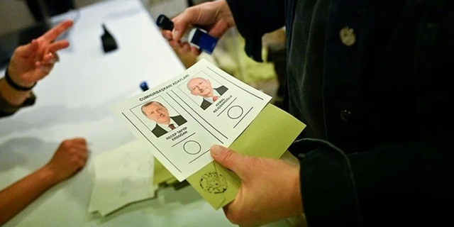 Oy kullanmaya giderken ne gerekli? Geçici kimlik belgesi ile oy kullanılır mı?